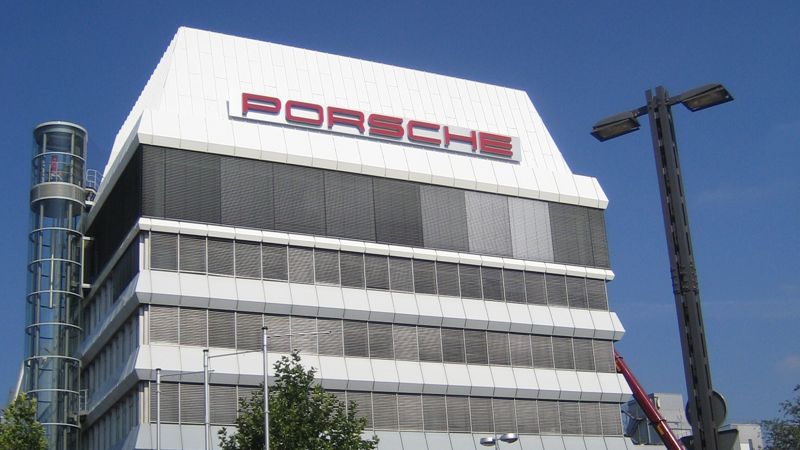 Porsche готовится уволить тысячи рабочих
