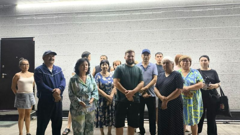 В Алматы жители вышли на протест из-за расширения дороги