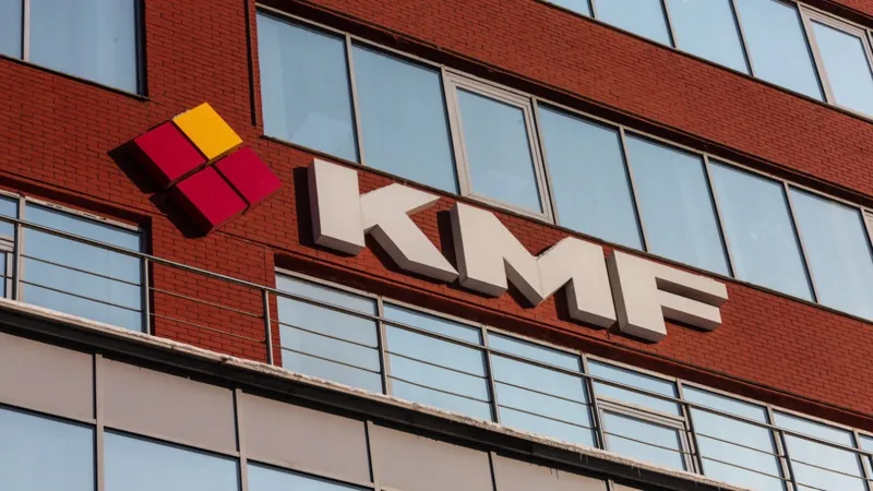 KMF логотипі