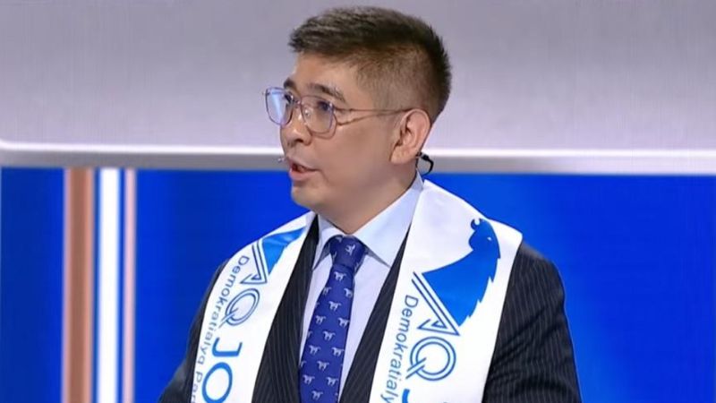 В Казахстане предложили ежегодно выплачивать подъёмные врачам, учителям и инженерам в сёлах