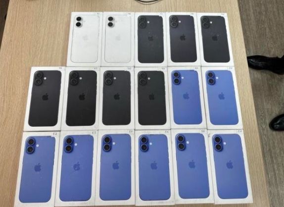 17 iPhone 16, принадлежавших Жанабыловым, выставили на торги