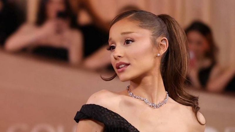 Ариана Гранде объявила о перерыве в карьере из-за общественного внимания к её внешности