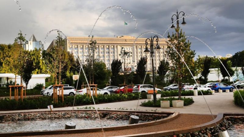 В Алматы завершили благоустройство девяти общественных пространств