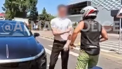 Мотогонки с матом в Алматы: наглость на камеру обошлась мотоциклисту в 10 суток ареста
