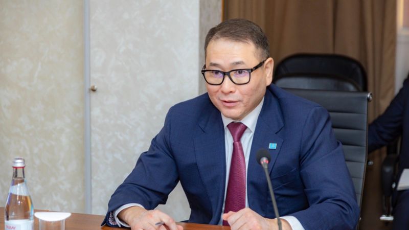 Казахстанским товарам дадут больше места в магазинах и на маркетплейсах