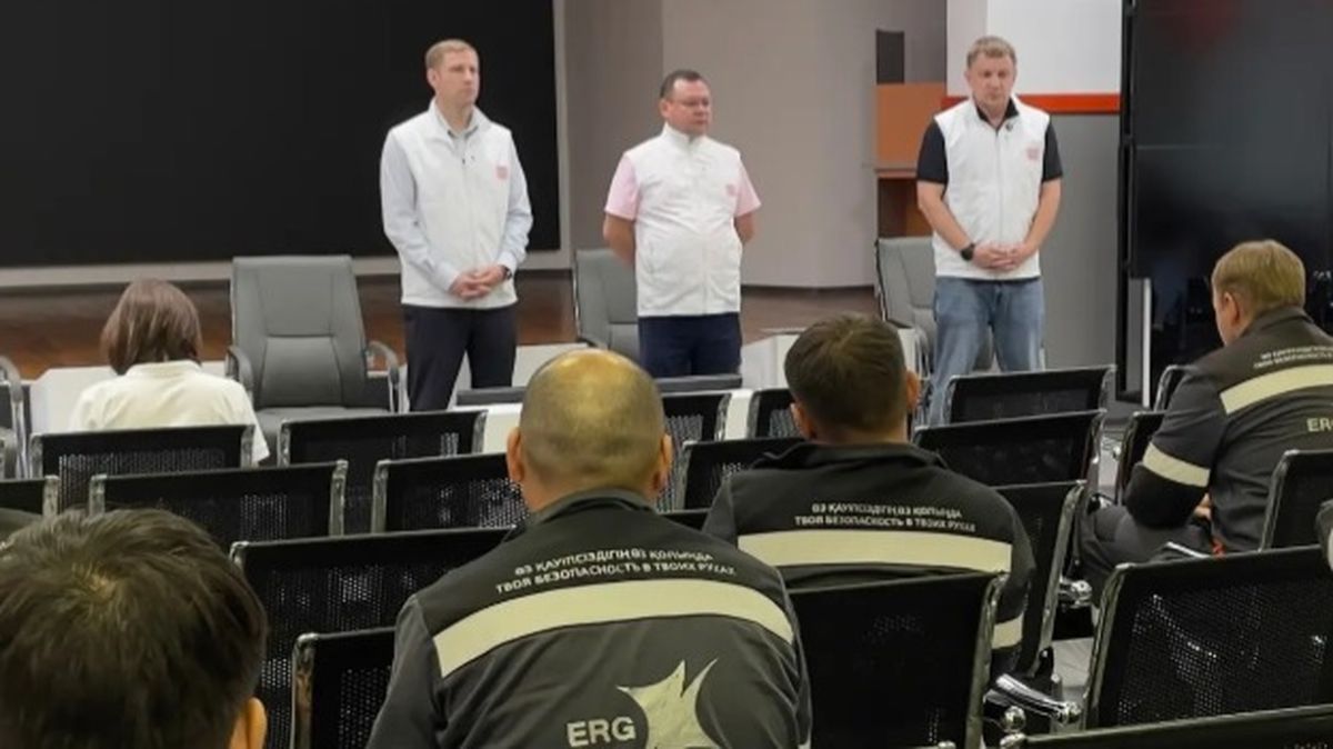 Кандидаты в депутаты Курултая Республики Казахстан от Народной партии Казахстана