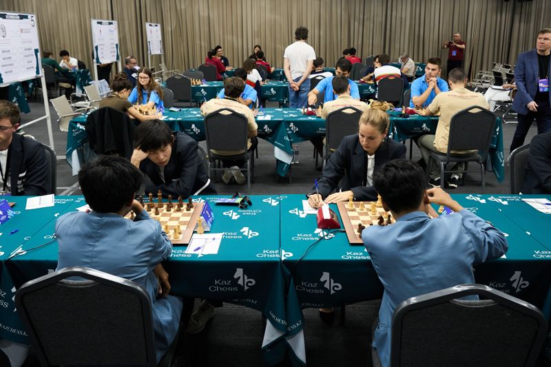 Казахстанская команда вышла в четвертьфинал чемпионата мира по шахматам FIDE среди университетов