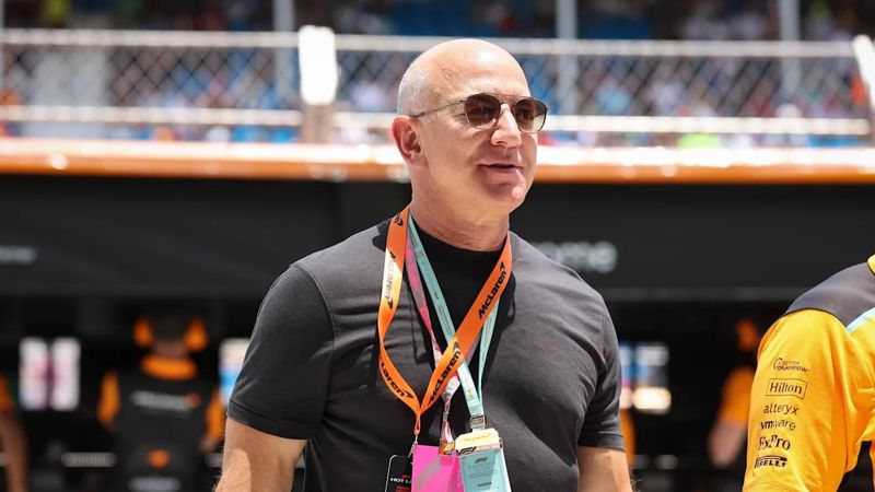 Один из богатейших людей мира купил долю в ФК "Ливерпуль"