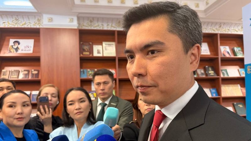 Съёмная квартира и поездки по регионам: глава НПК рассказал, как провёл лето перед выборами