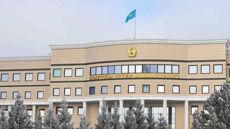 Трёх туристок из Казахстана ищут после наводнения на границе Непала и Китая
