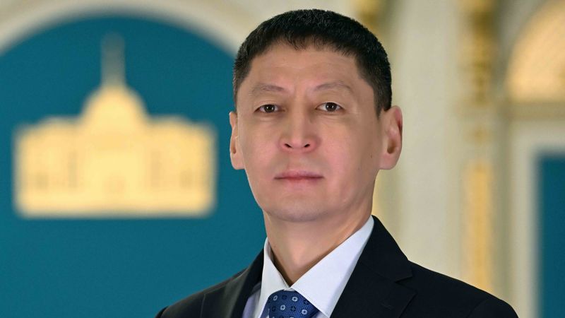 Ербол Адаев освобождён от должности в Администрации президента
