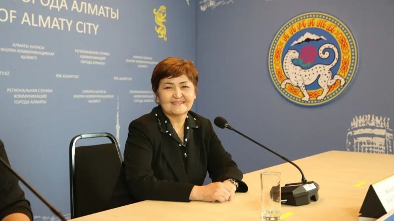 Аким Жетысуского района Алматы уходит с поста из-за избрания в курултай 