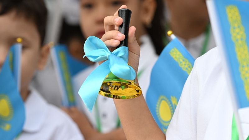 В Алматы открыли школы на 12 тысяч новых ученических мест