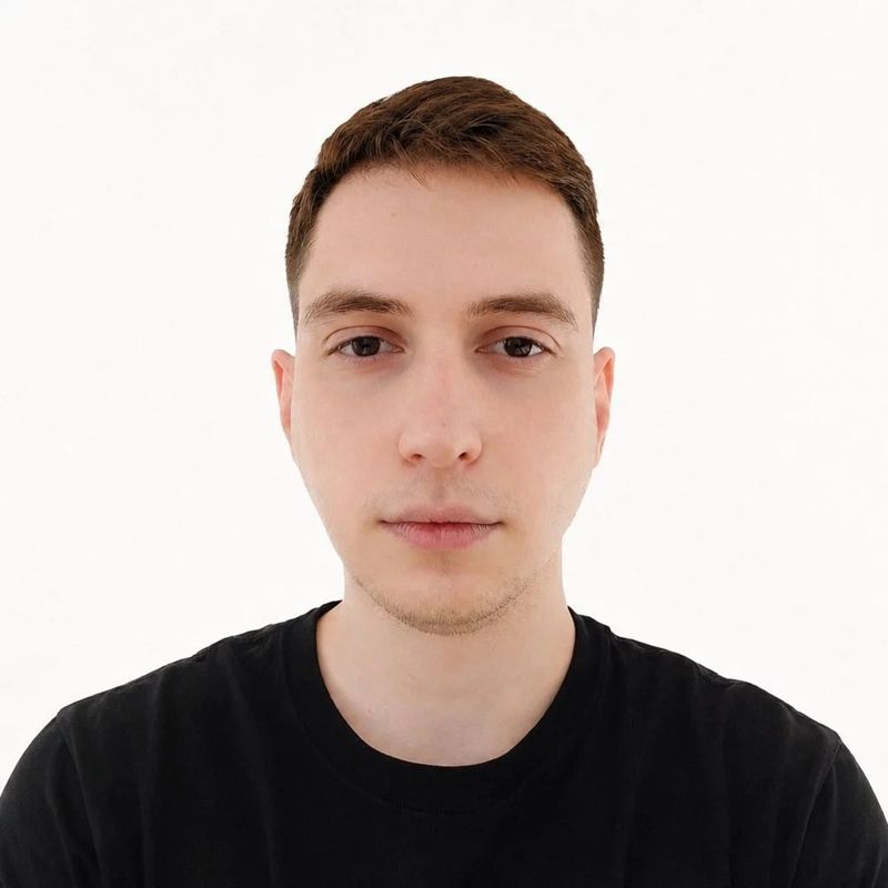 Александр Жданов