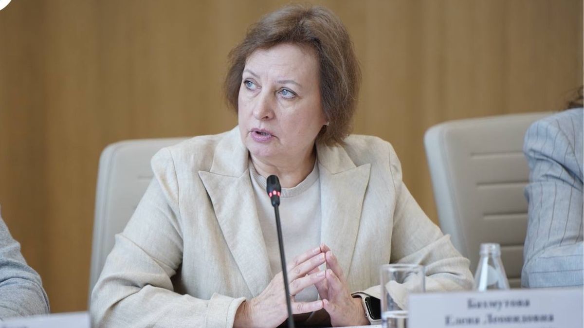 "Мер принято достаточно": Елена Бахмутова о дорогих кредитах, исламской ипотеке и ограничениях для банков