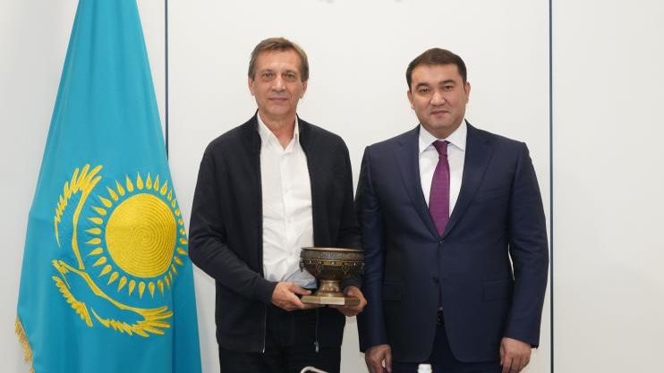 Режиссёр "Айки" Сергей Дворцевой снимет в Туркестане фильм об истории Тайказана
