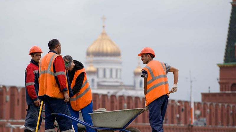В России хотят отменить часть льгот для трудовых мигрантов 