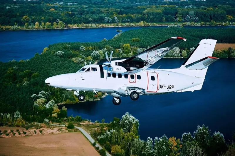 Самолёт L-410