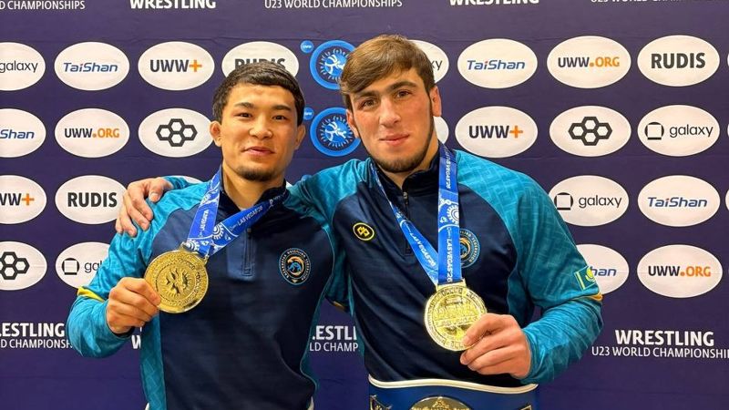 Два казахстанских борца стали чемпионами мира U23 в Лас-Вегасе