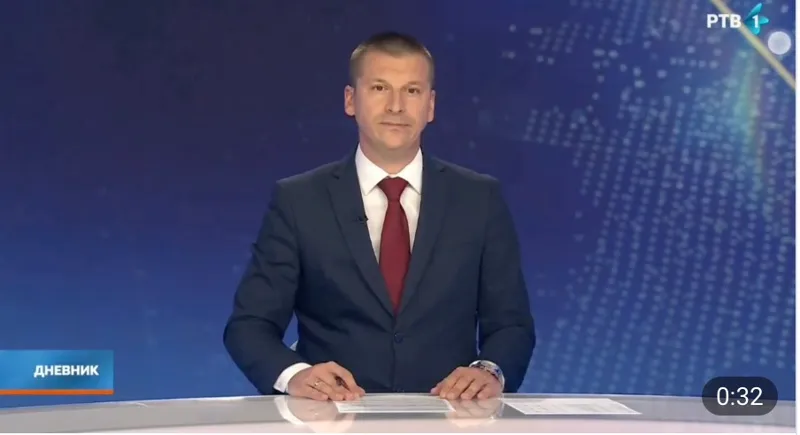 Телеведущий в кадре