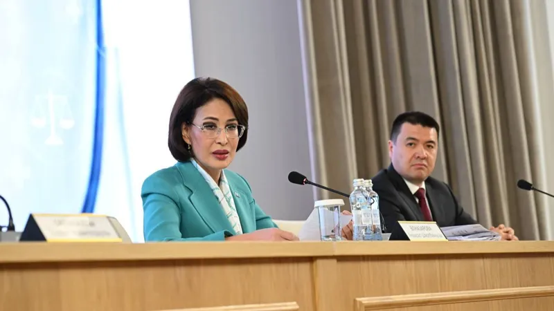 Акмарал Альназарова